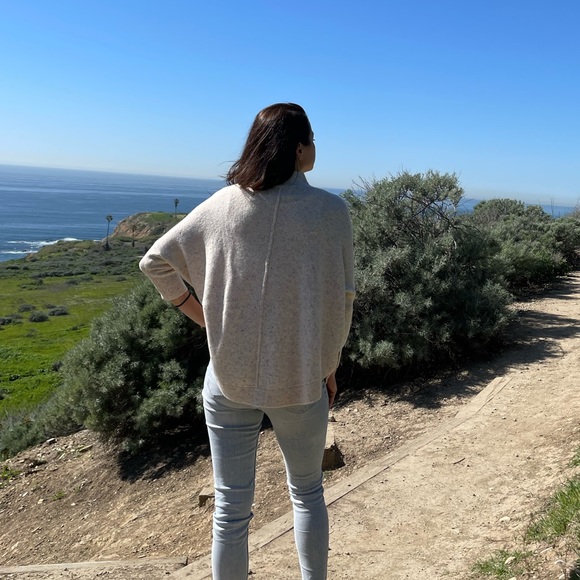 Loft Sweater Poncho Style High Neck - Picture 8 of 8